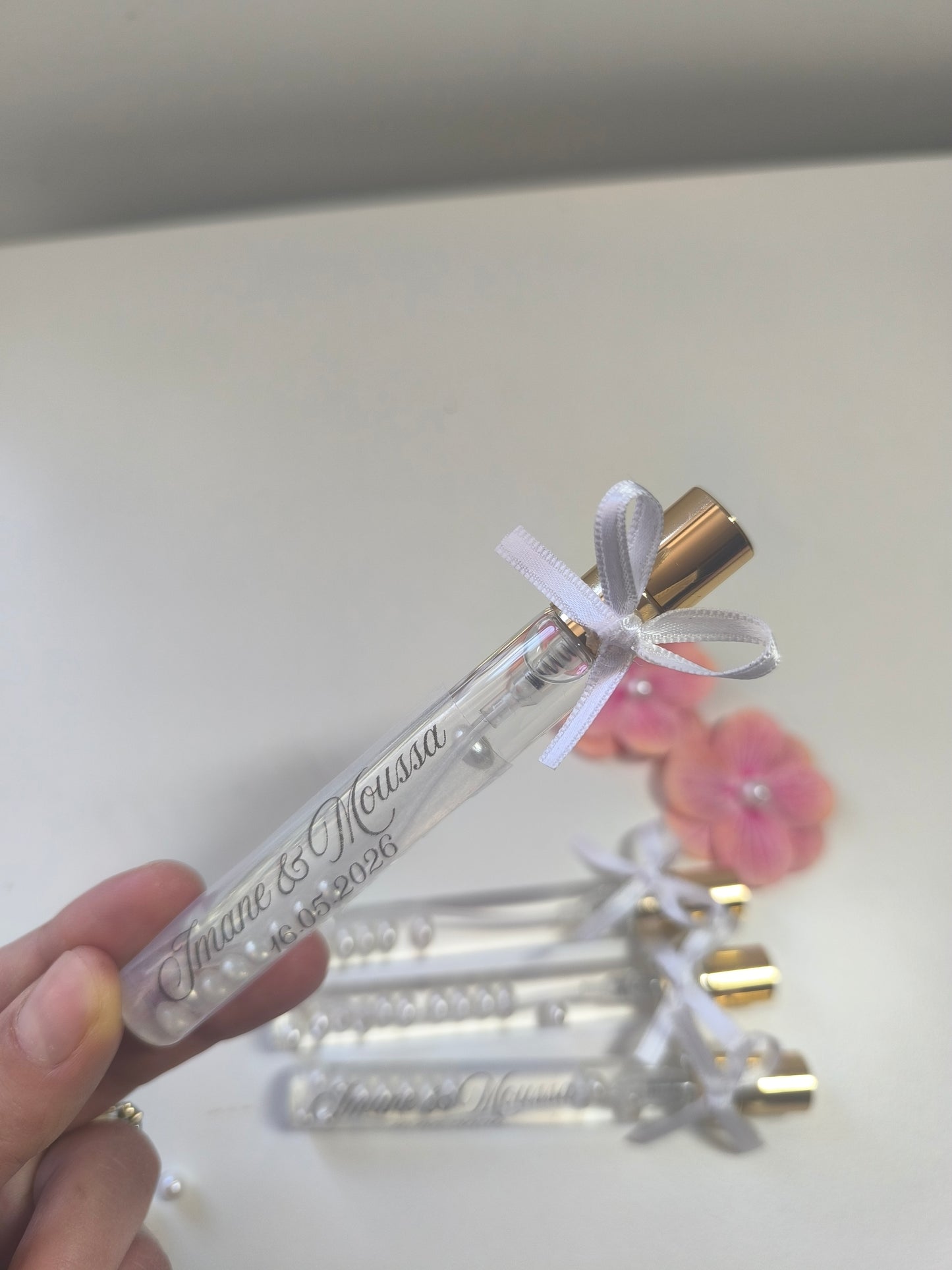 Spray en verre à l'eau de rose